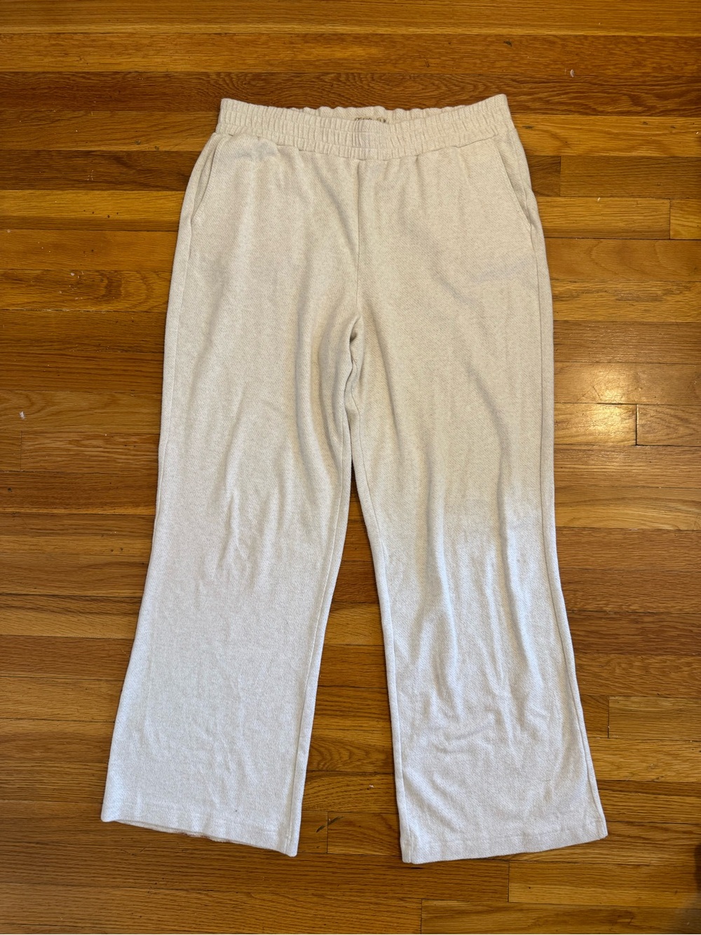 Faherty Women’s Knit Wide Leg Lounge Pants in off white size L